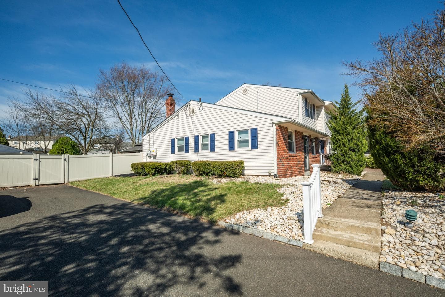 1087 Roberts Road photo 34