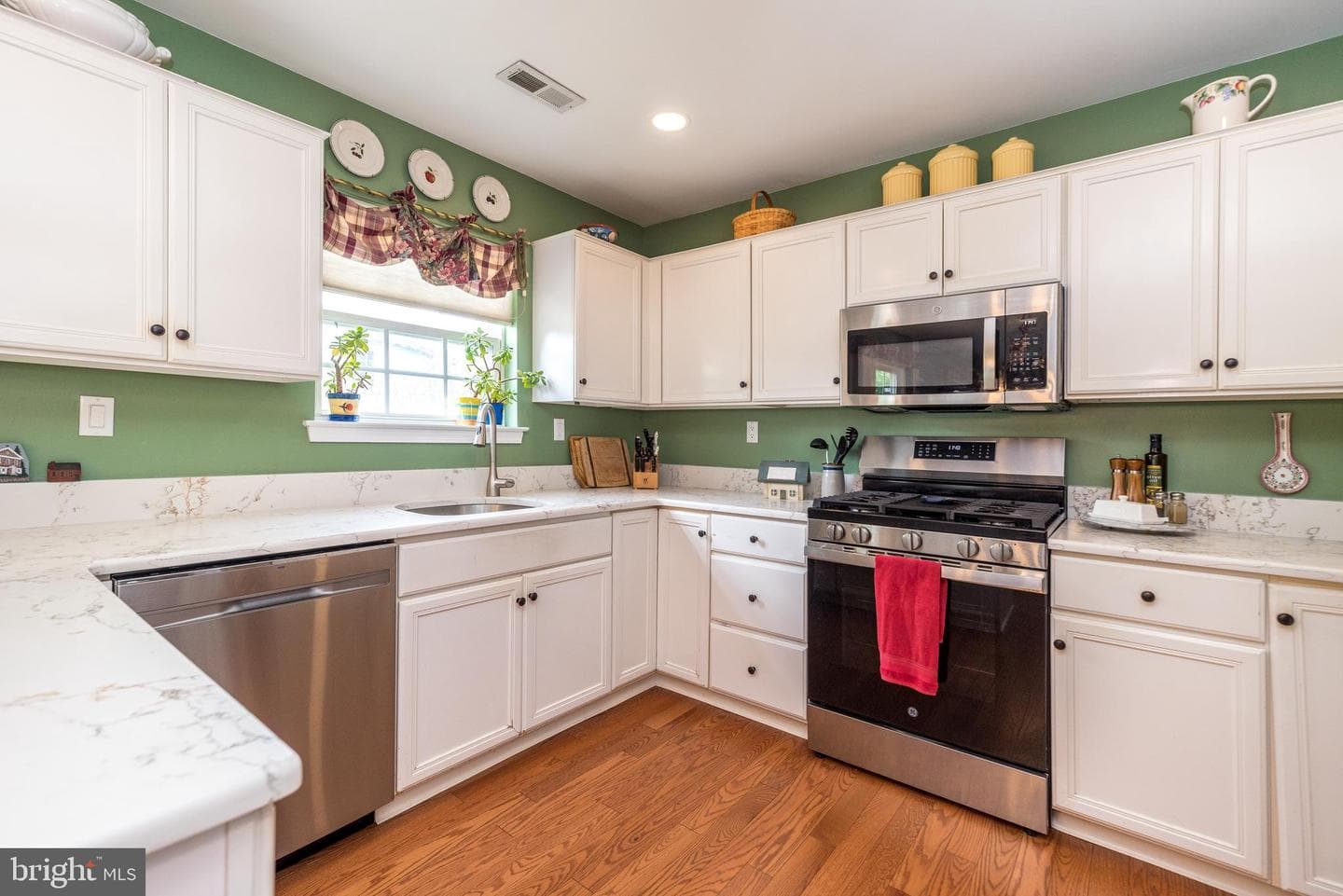 904 Filly Circle photo 6