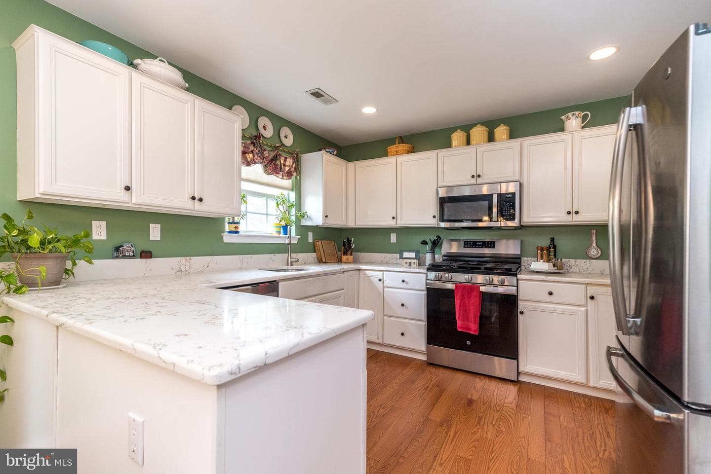 904 Filly Circle photo 8