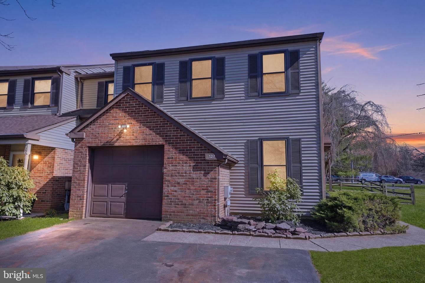 127 Parkview Way