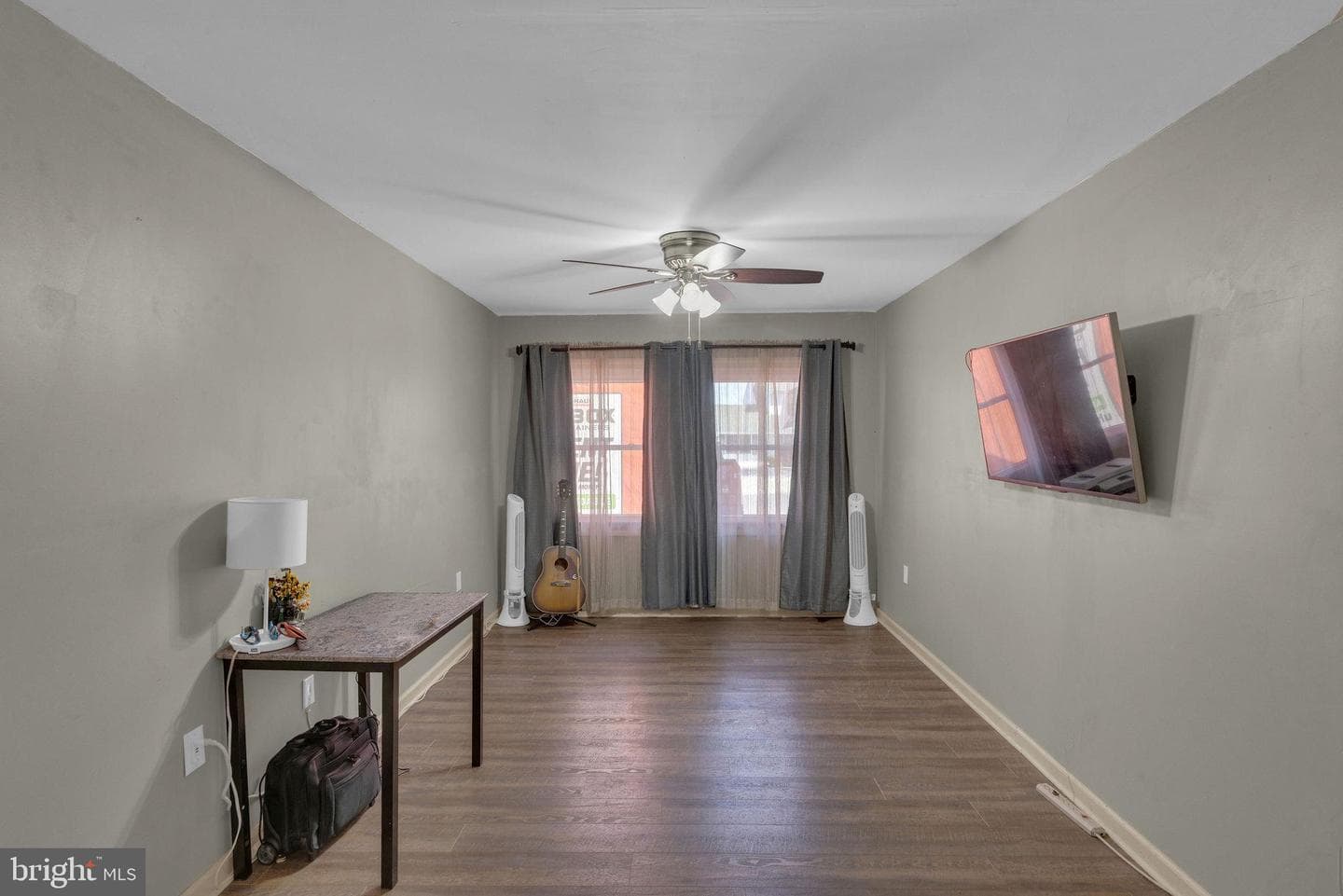233 Kenwood Drive S photo 7