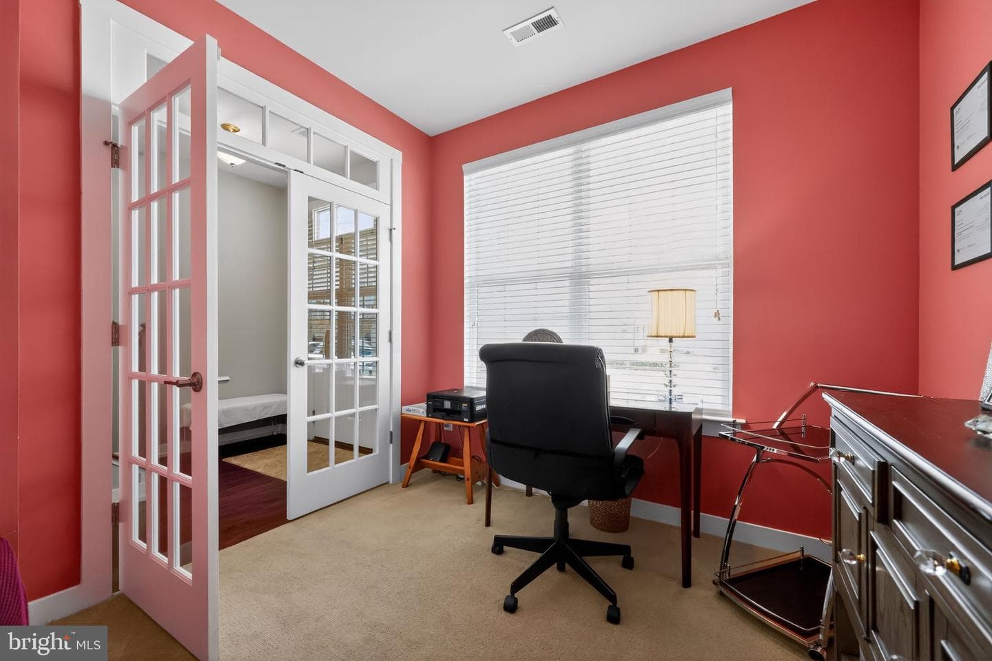 110 Konefal Street photo 5