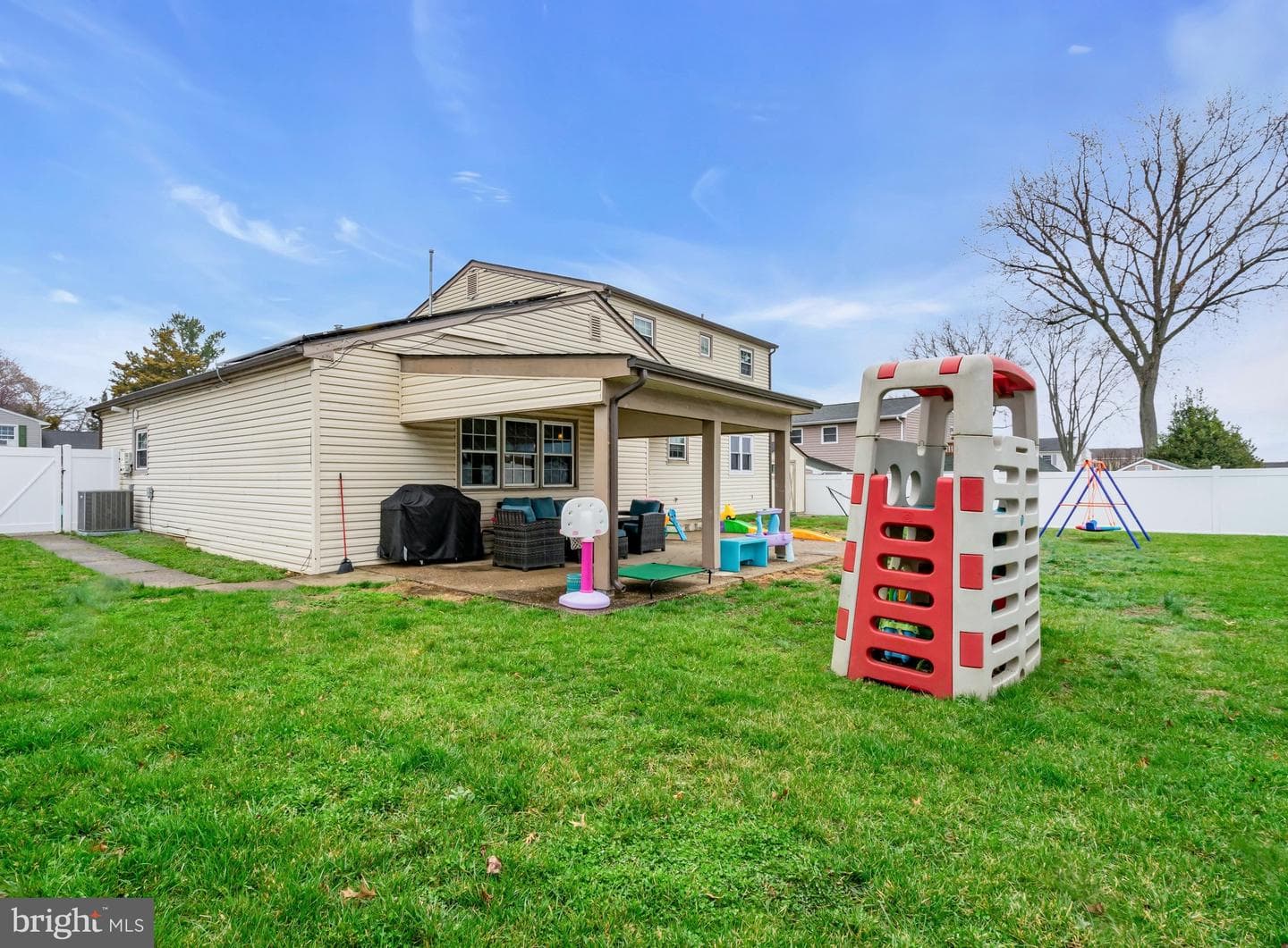 608 Arlington Road photo 22