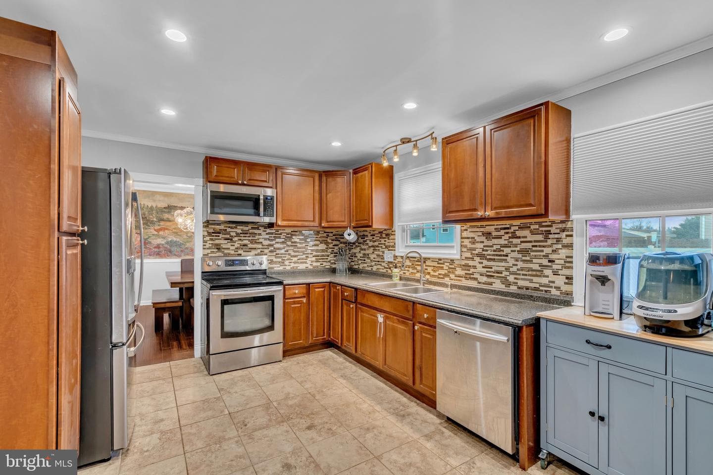 608 Arlington Road photo 9