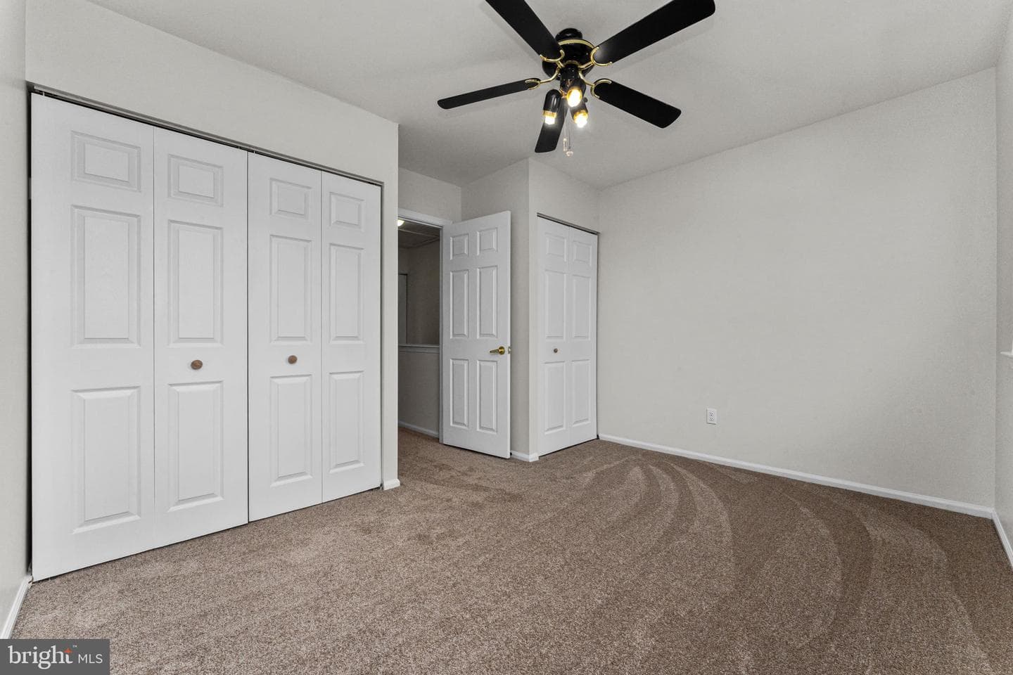 77 Reliance Square photo 24