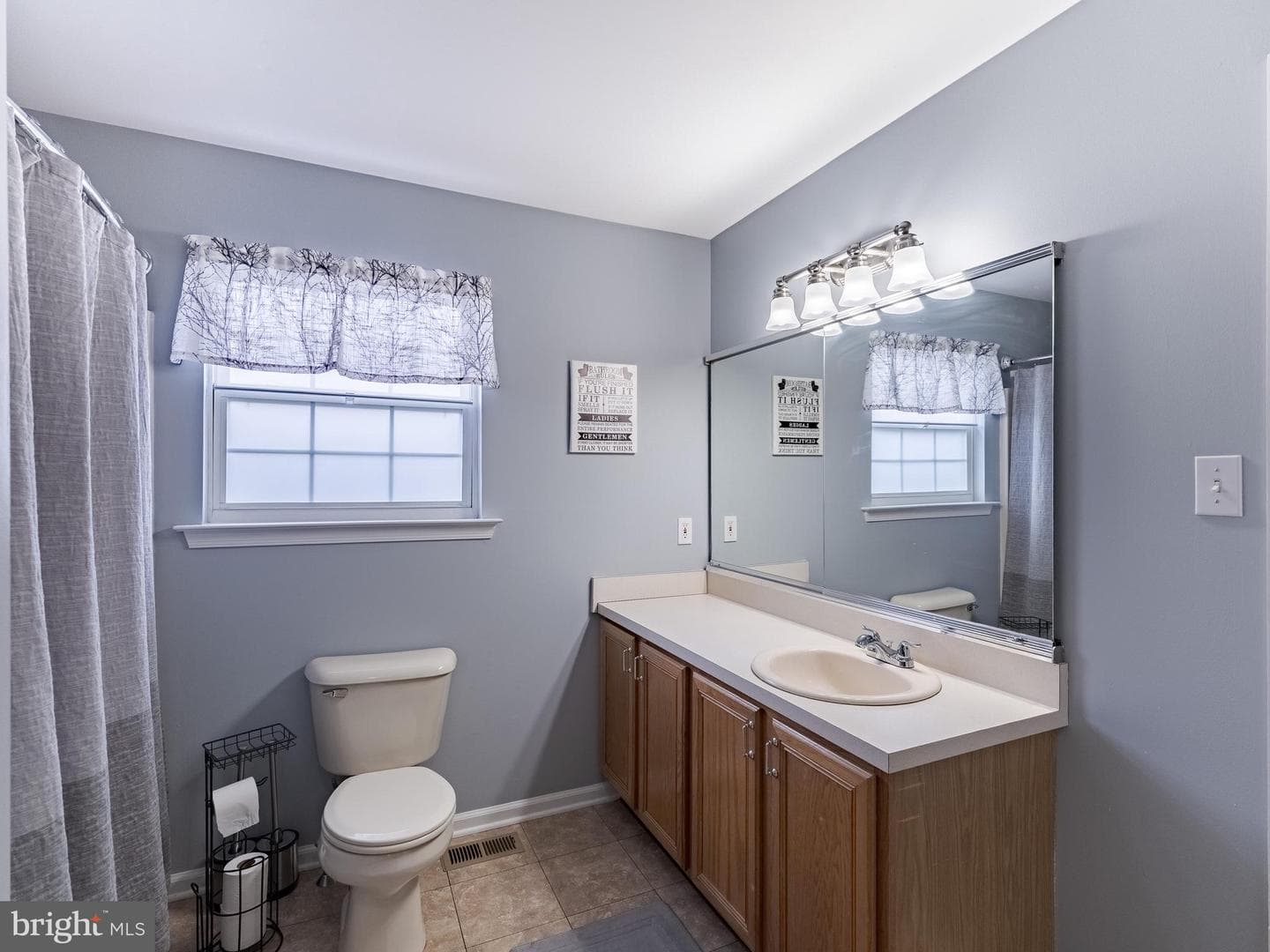 126 Megan Circle photo 24
