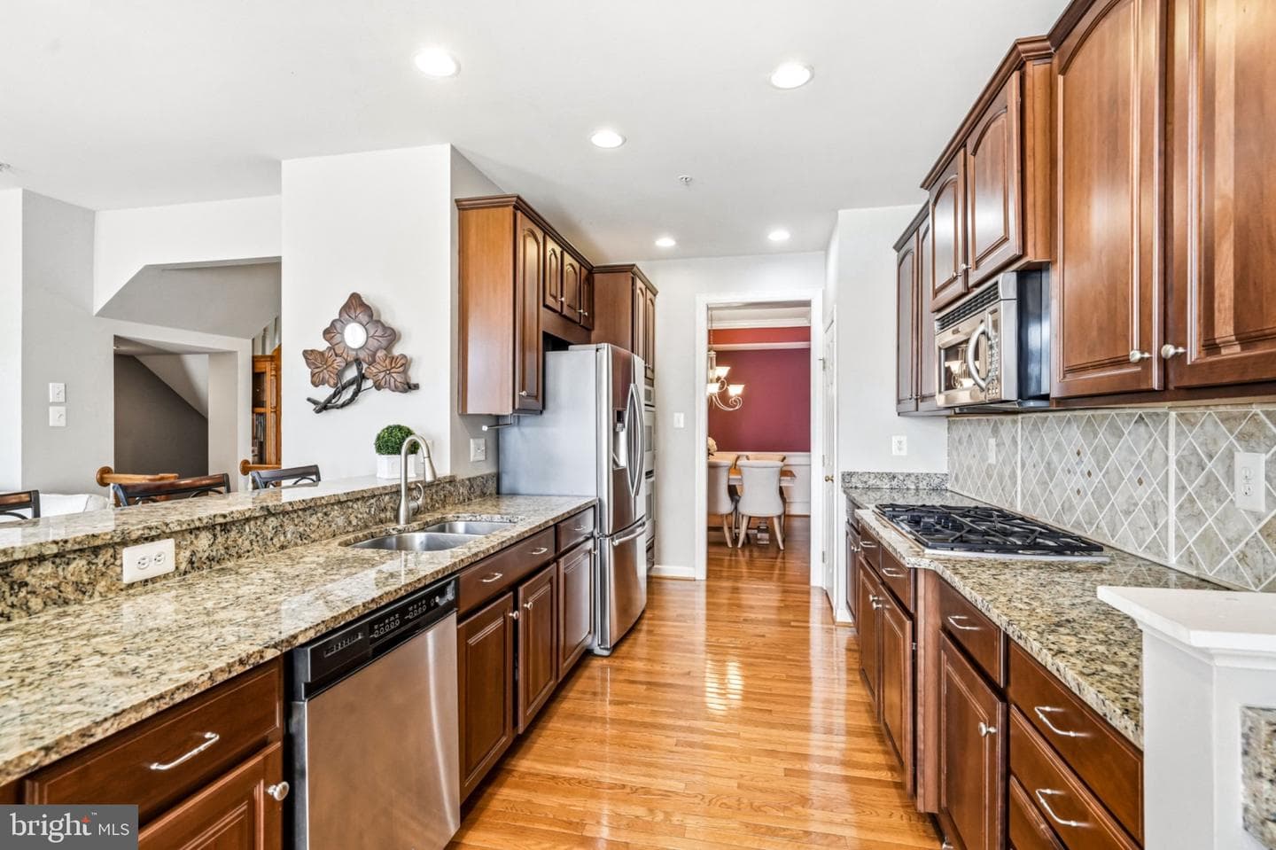 331 Village Way photo 22