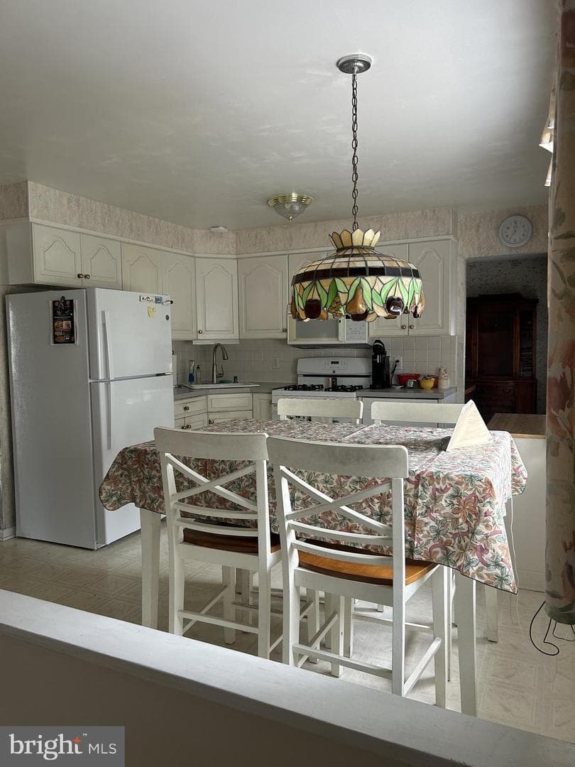 1934 Palomino Drive photo 12