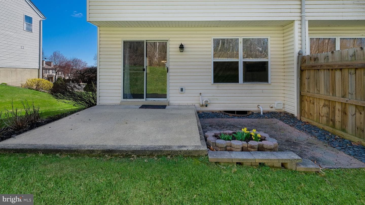 4570 Louise Saint Claire Dr photo 34