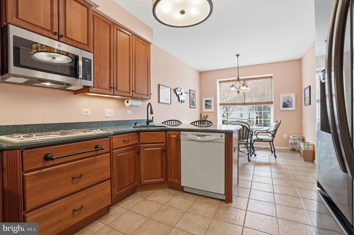 201 Canterbury Court #31 photo 14