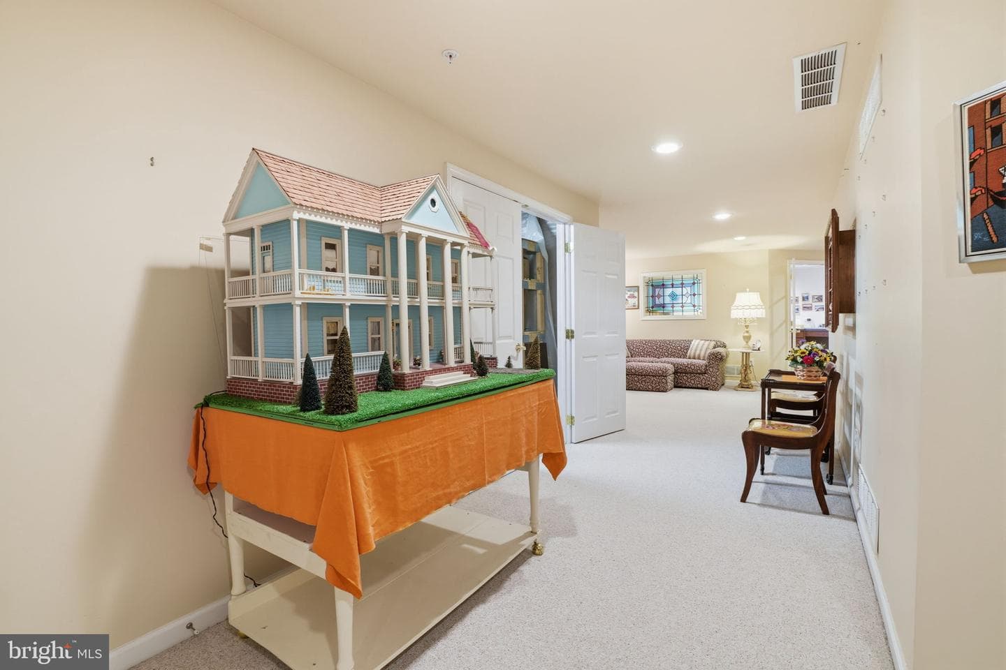 201 Canterbury Court #31 photo 31