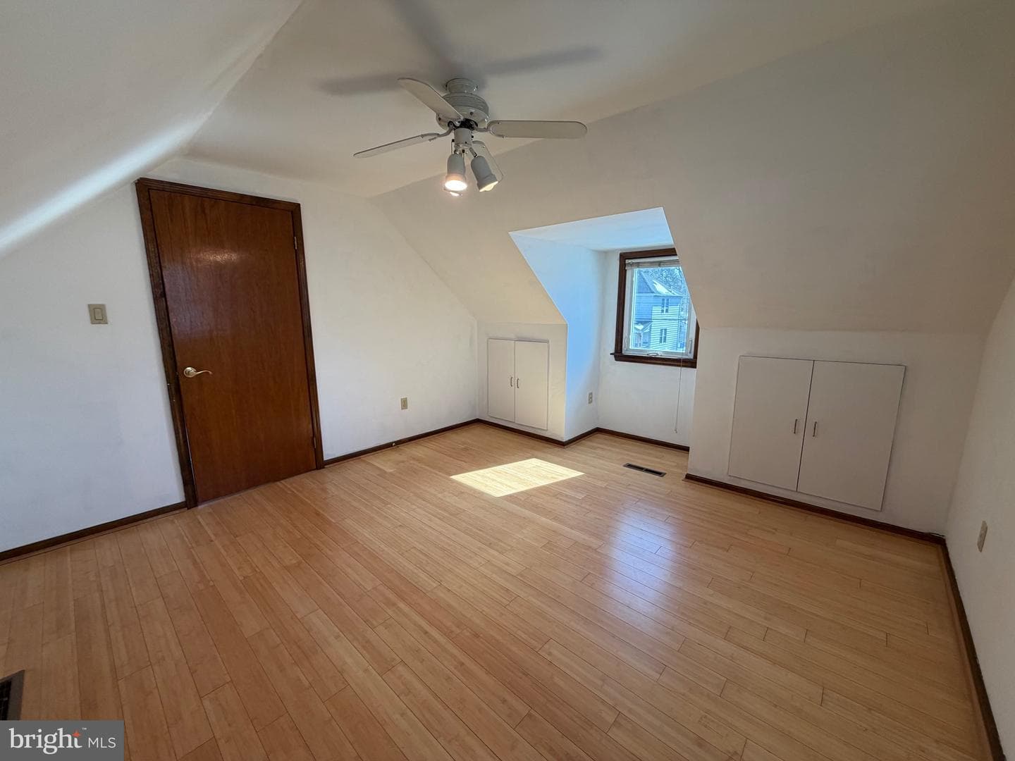 10 Bowling Green Avenue photo 23