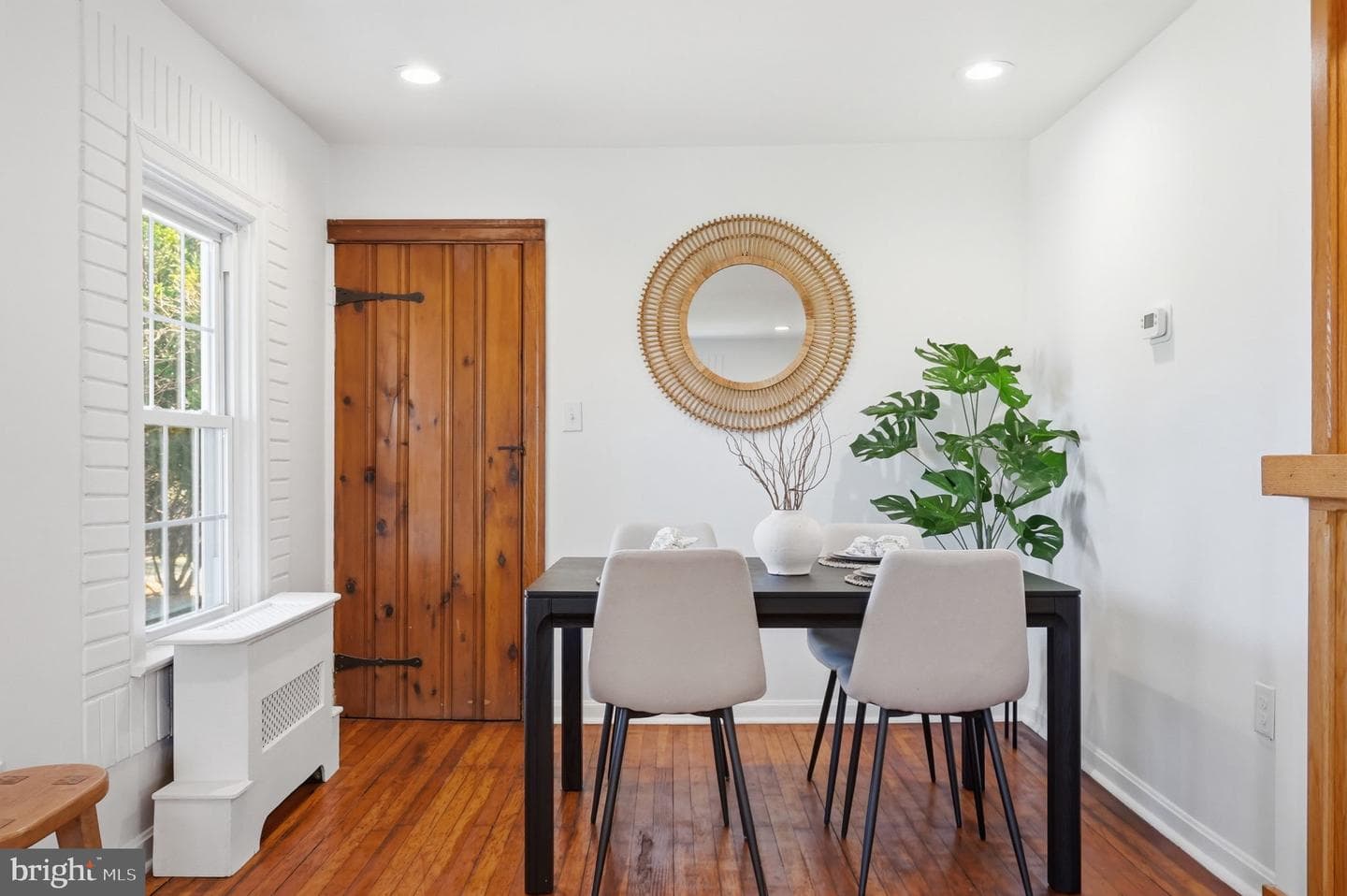 292 Walter Road photo 9