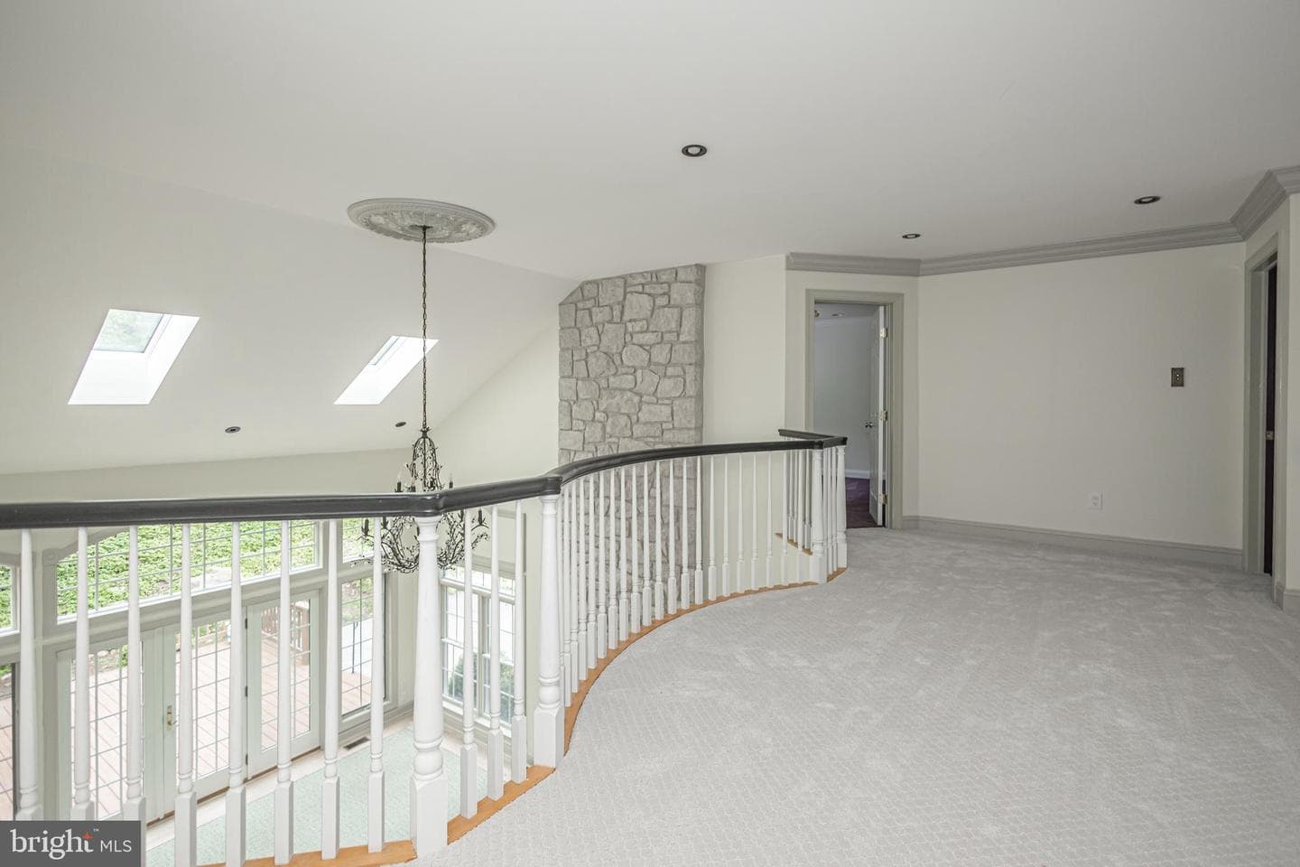 21 Bellinghamshire Place photo 42
