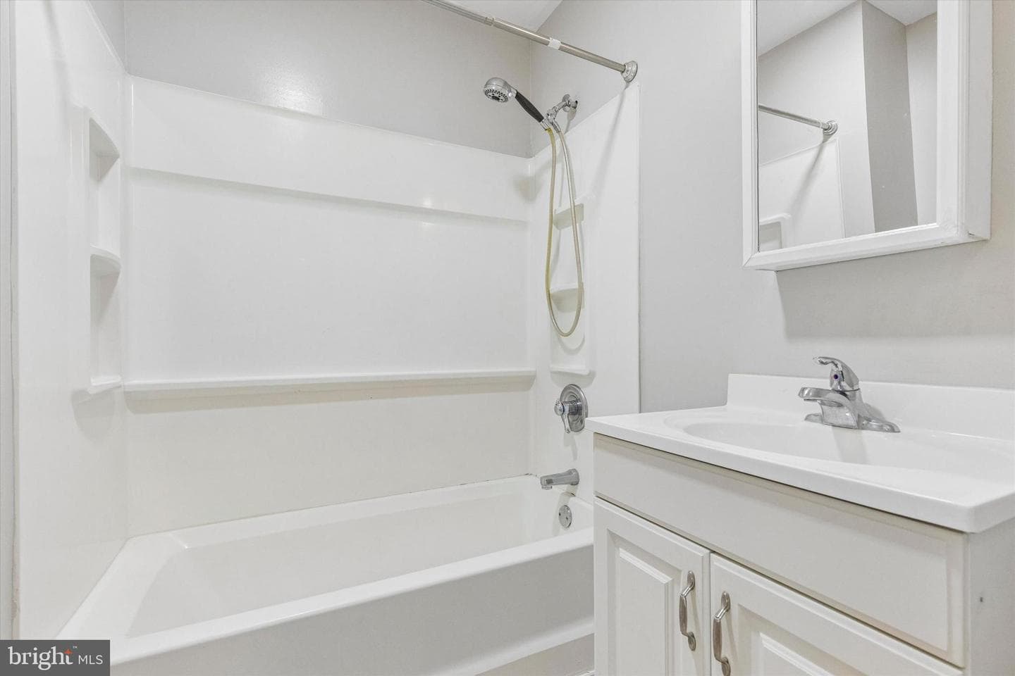 4358 Spruce Avenue photo 24