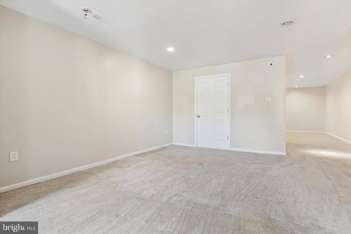 4358 Spruce Avenue photo 31