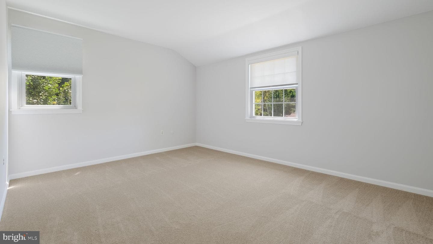 49 Surrey Drive photo 19