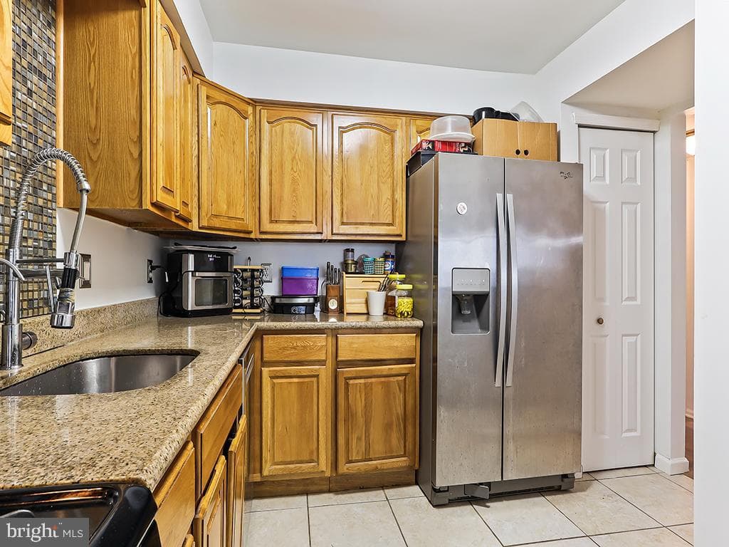 70 Sandybrook Drive photo 28