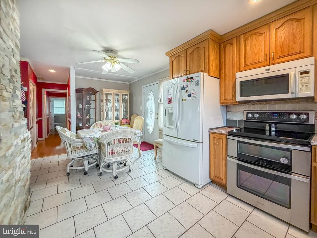 55 Teaberry Lane photo 10