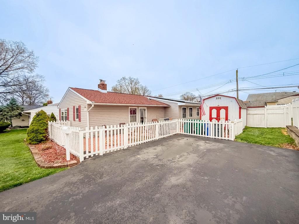 55 Teaberry Lane photo 25