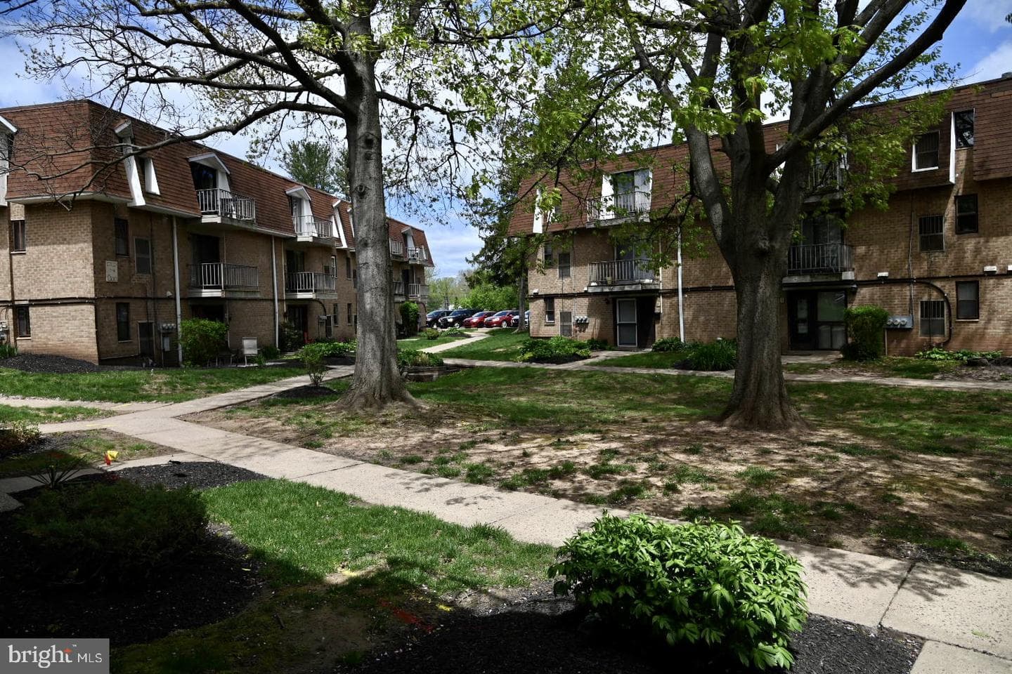 885 N York Road #12c photo 4