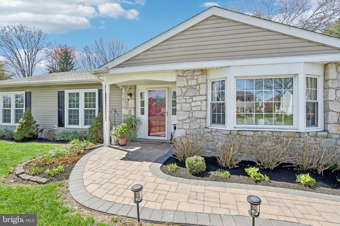 923 Pickering Drive photo 5