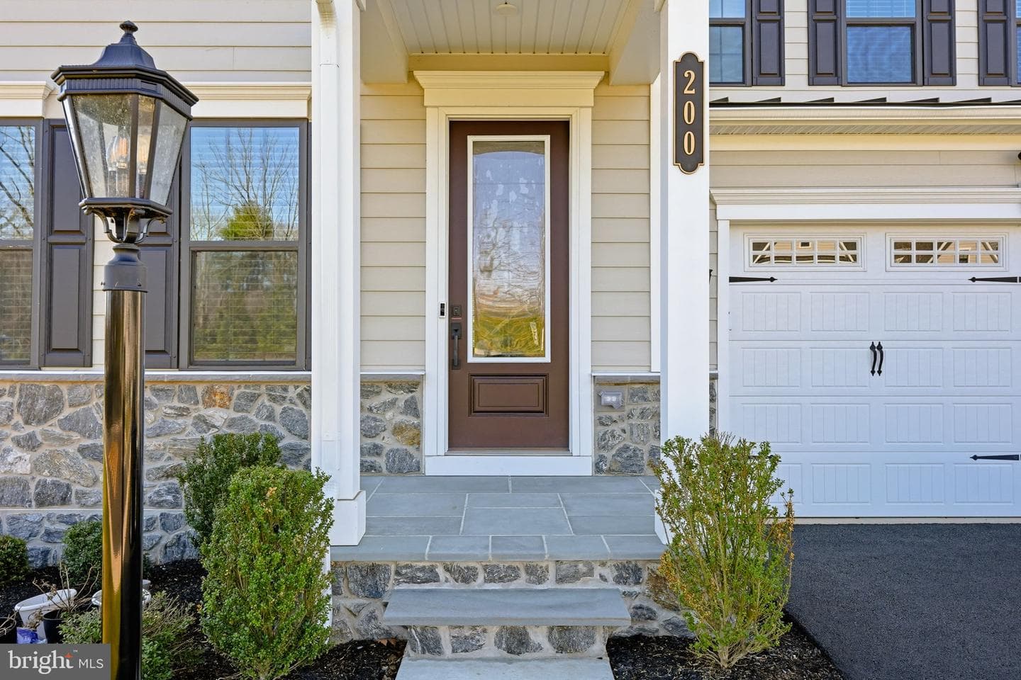 200 Mayfield Ln photo 3