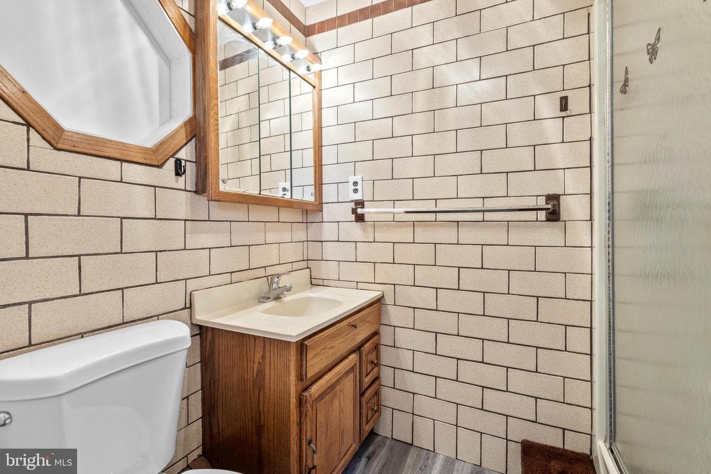 4564 Oak Avenue photo 20