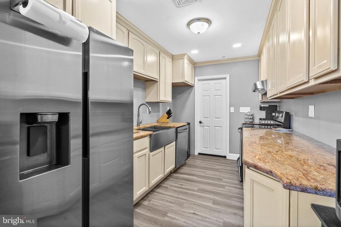 4564 Oak Avenue photo 33