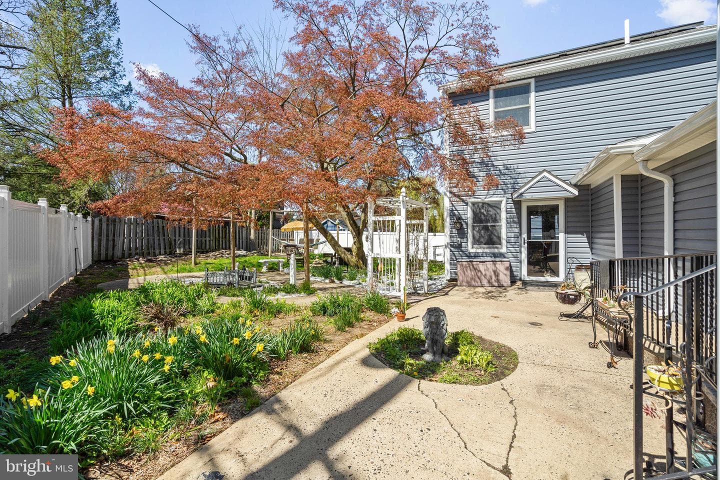 4564 Oak Avenue photo 42