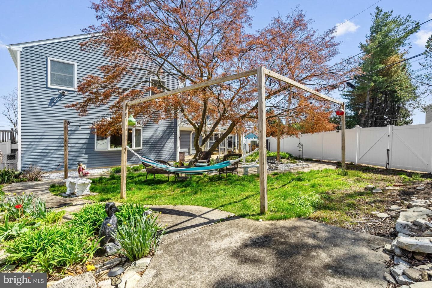 4564 Oak Avenue photo 44