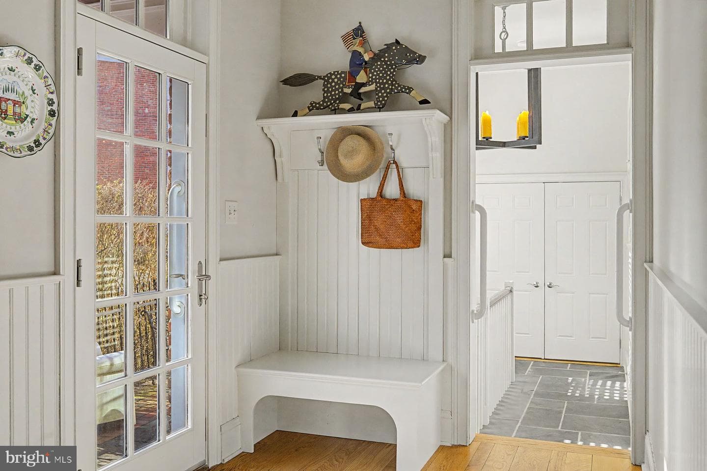 85 E Oakland Avenue photo 19
