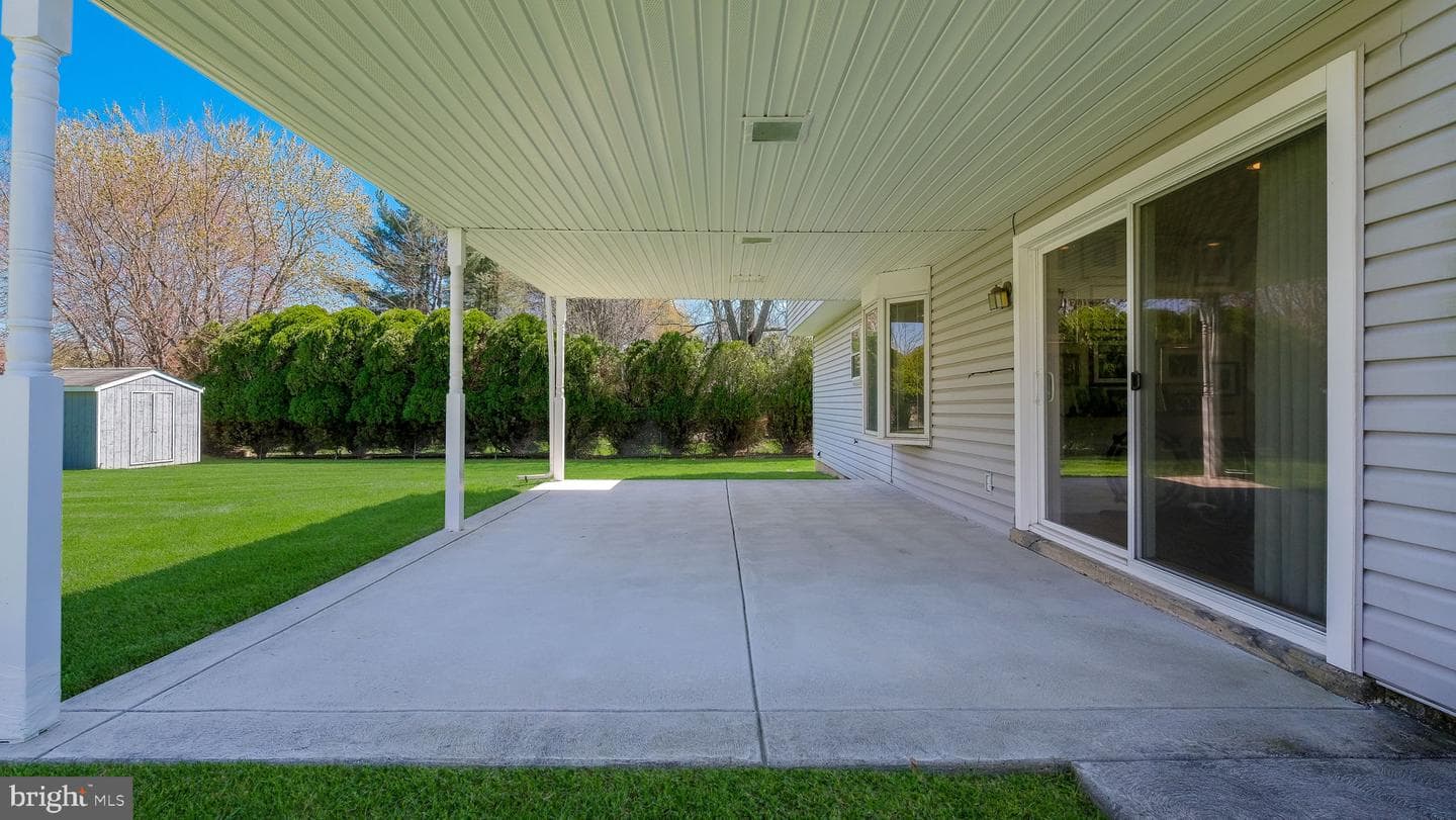 73 Springwood Drive photo 47