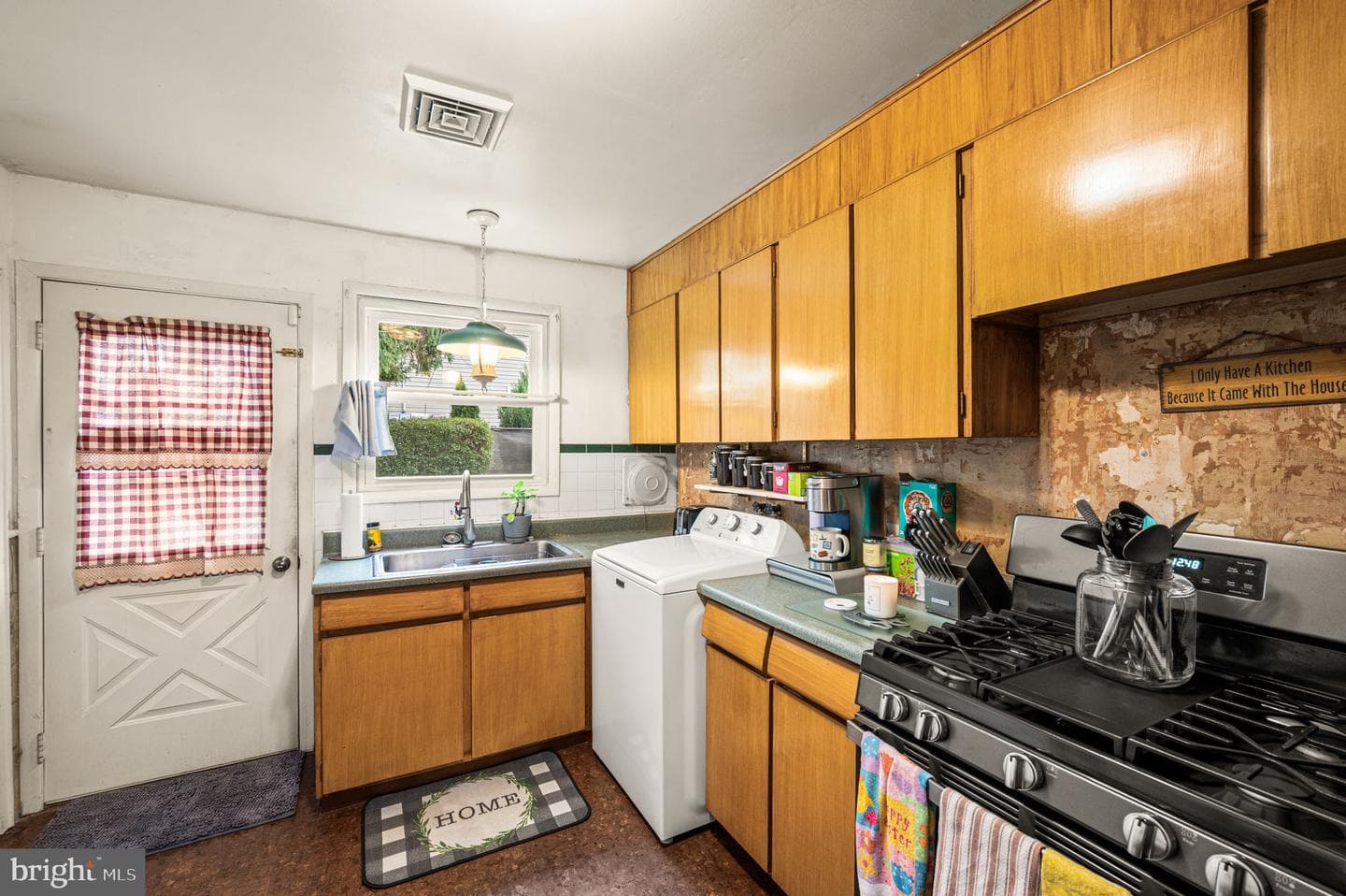 1303 Lacebark Street photo 13