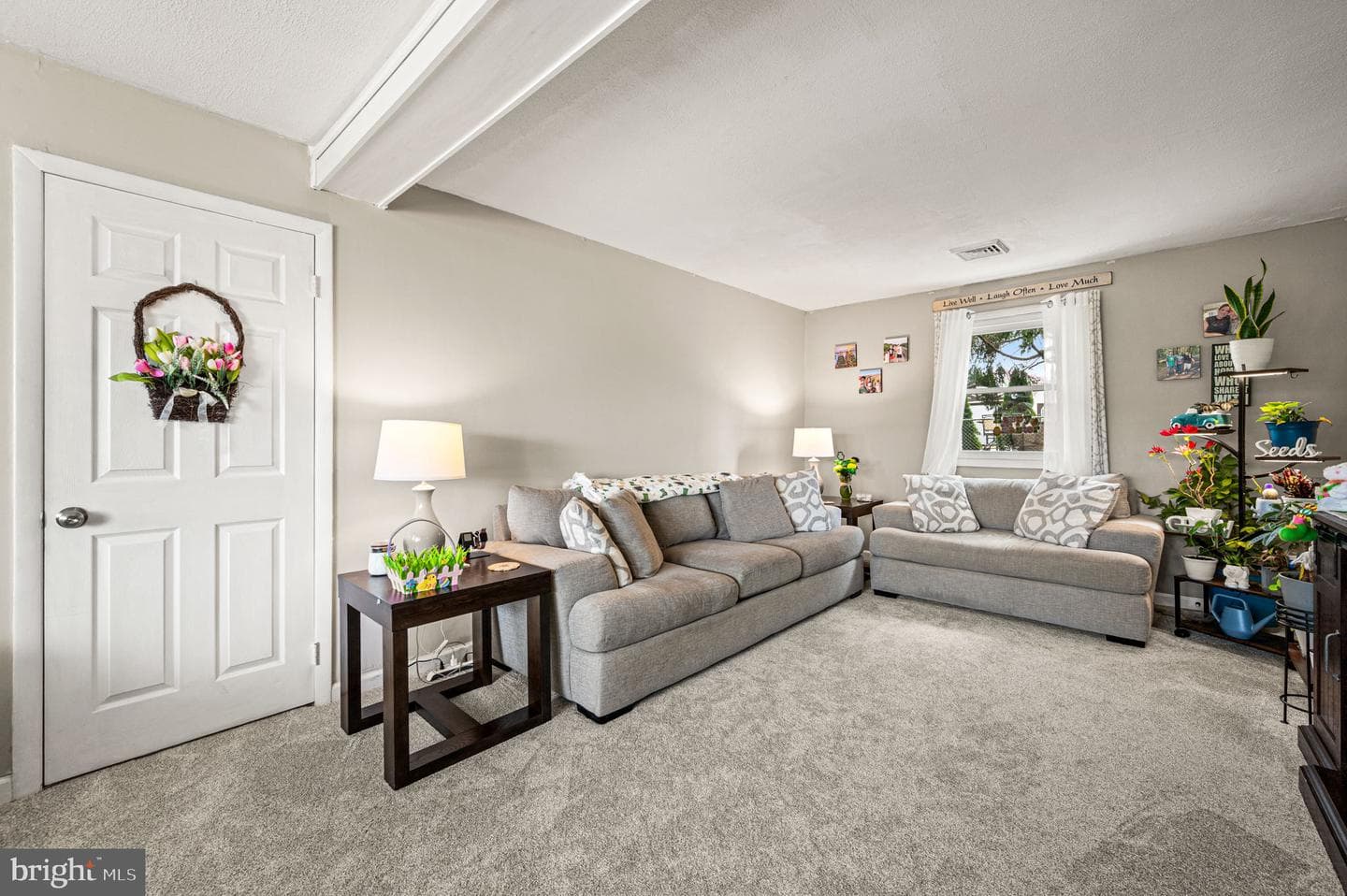1303 Lacebark Street photo 9