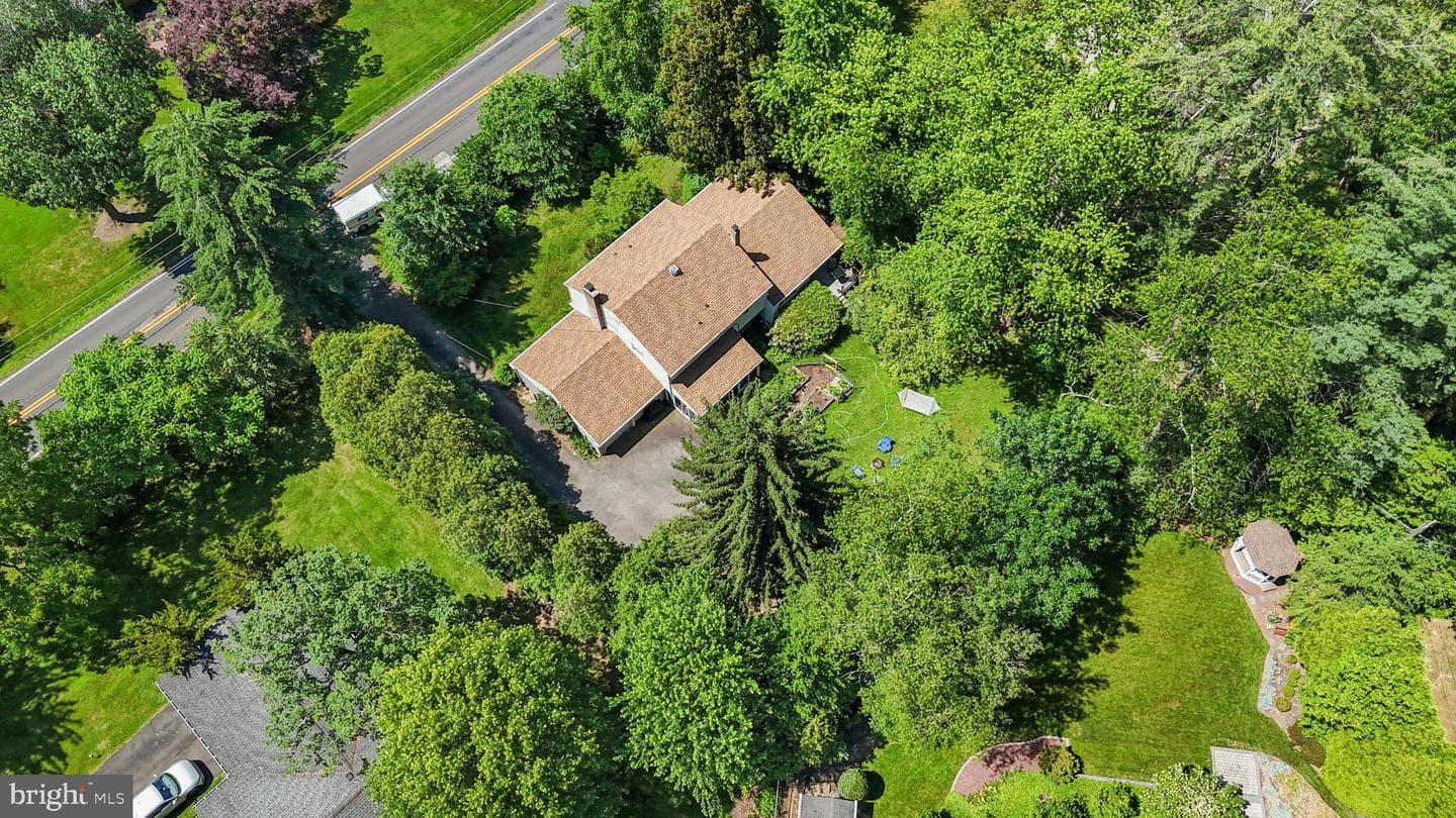 28 Edgewood Road photo 38