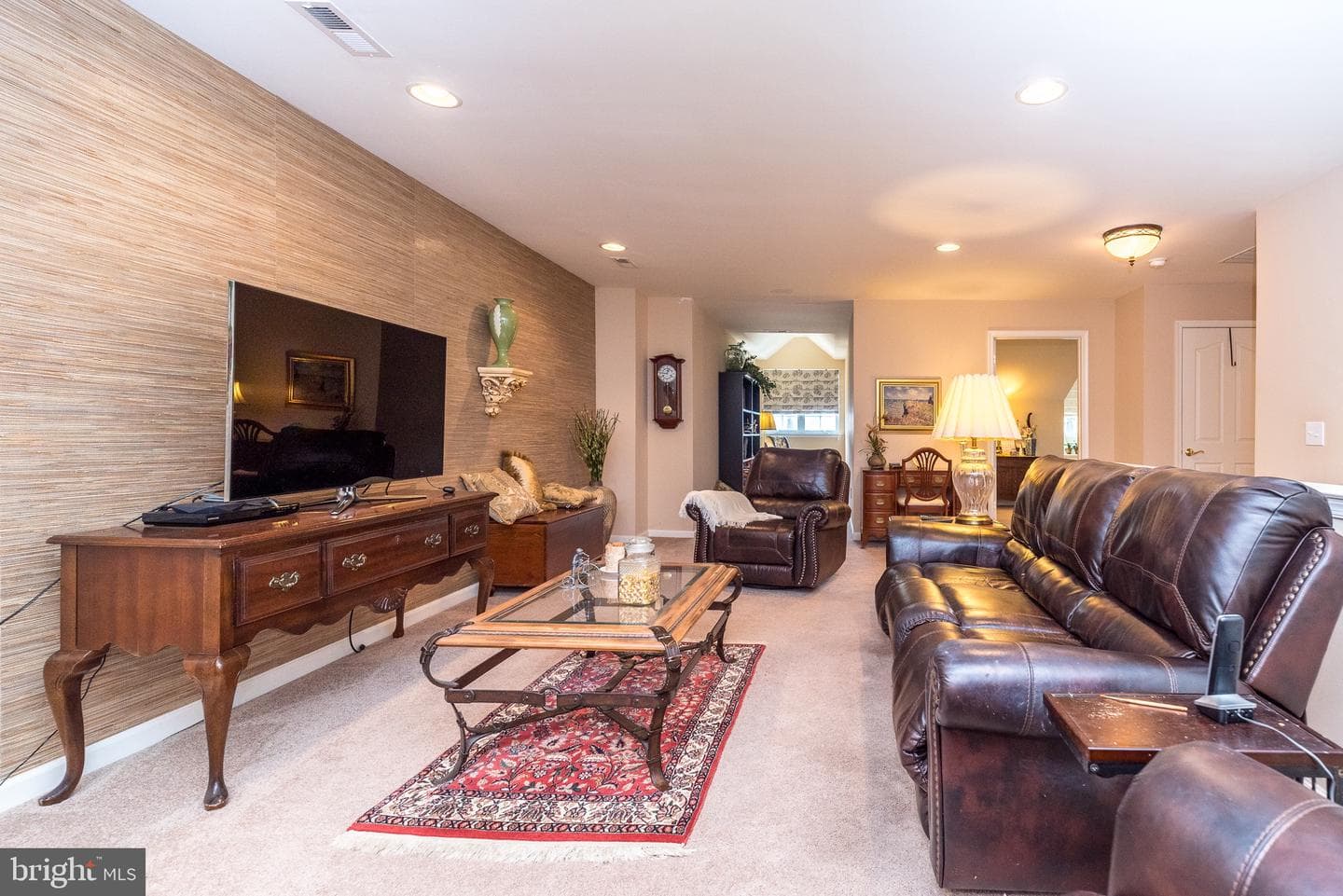 100 Reagan Drive photo 32