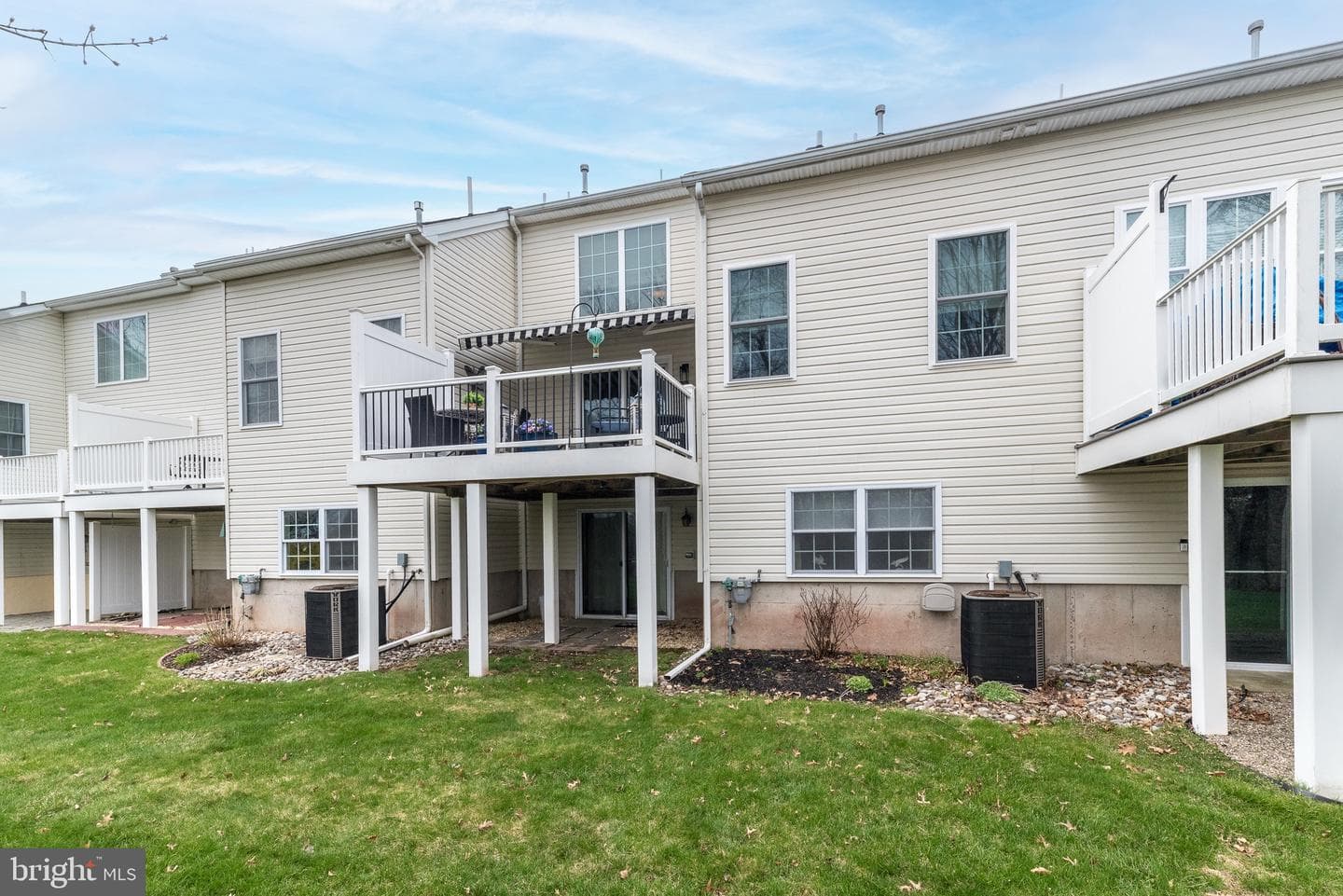 100 Reagan Drive photo 55