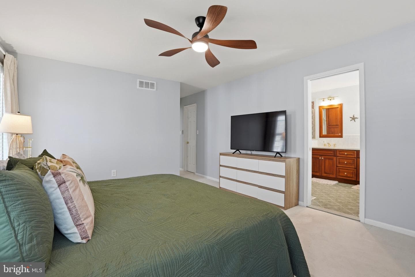 529 Aspen Woods Drive photo 24