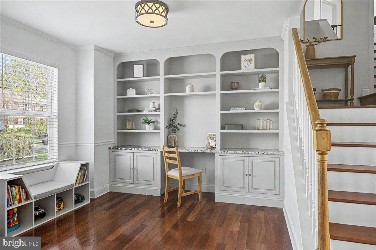 112 Trotters Way photo 3