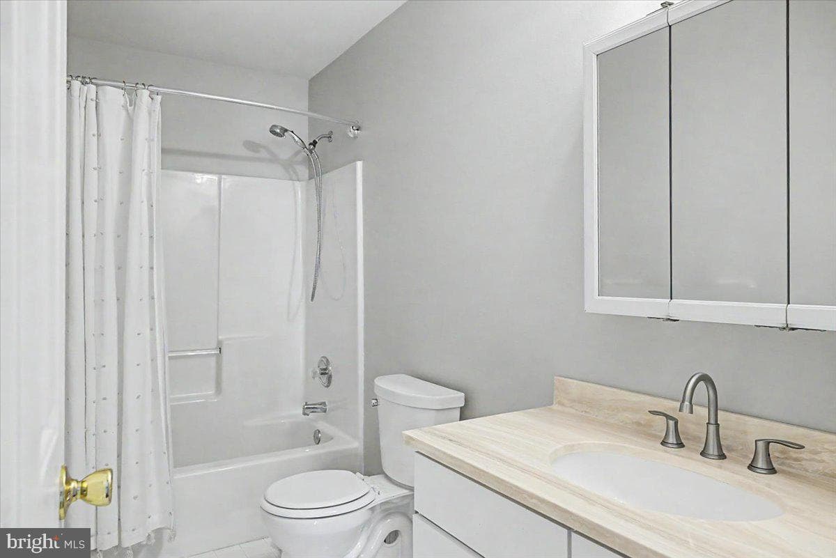 112 Trotters Way photo 39