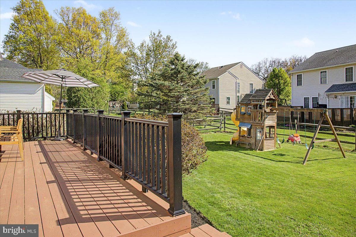 112 Trotters Way photo 48