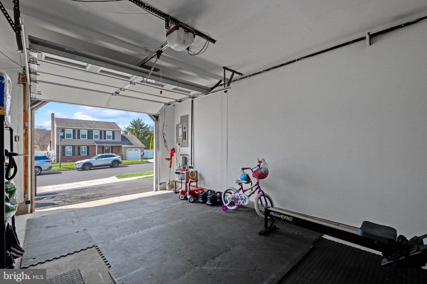 119 Hampton Drive photo 31