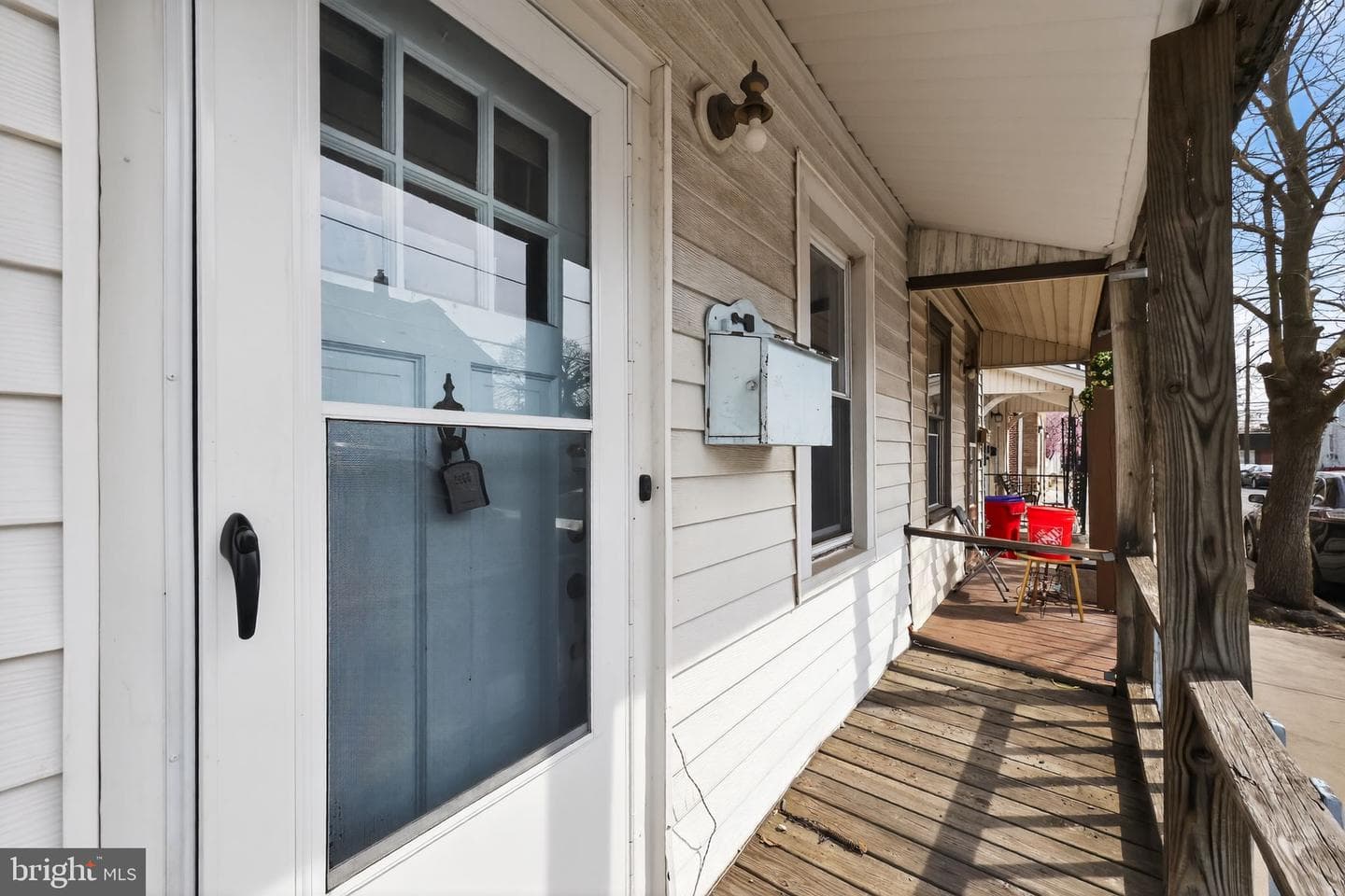 523 Swain Street photo 4