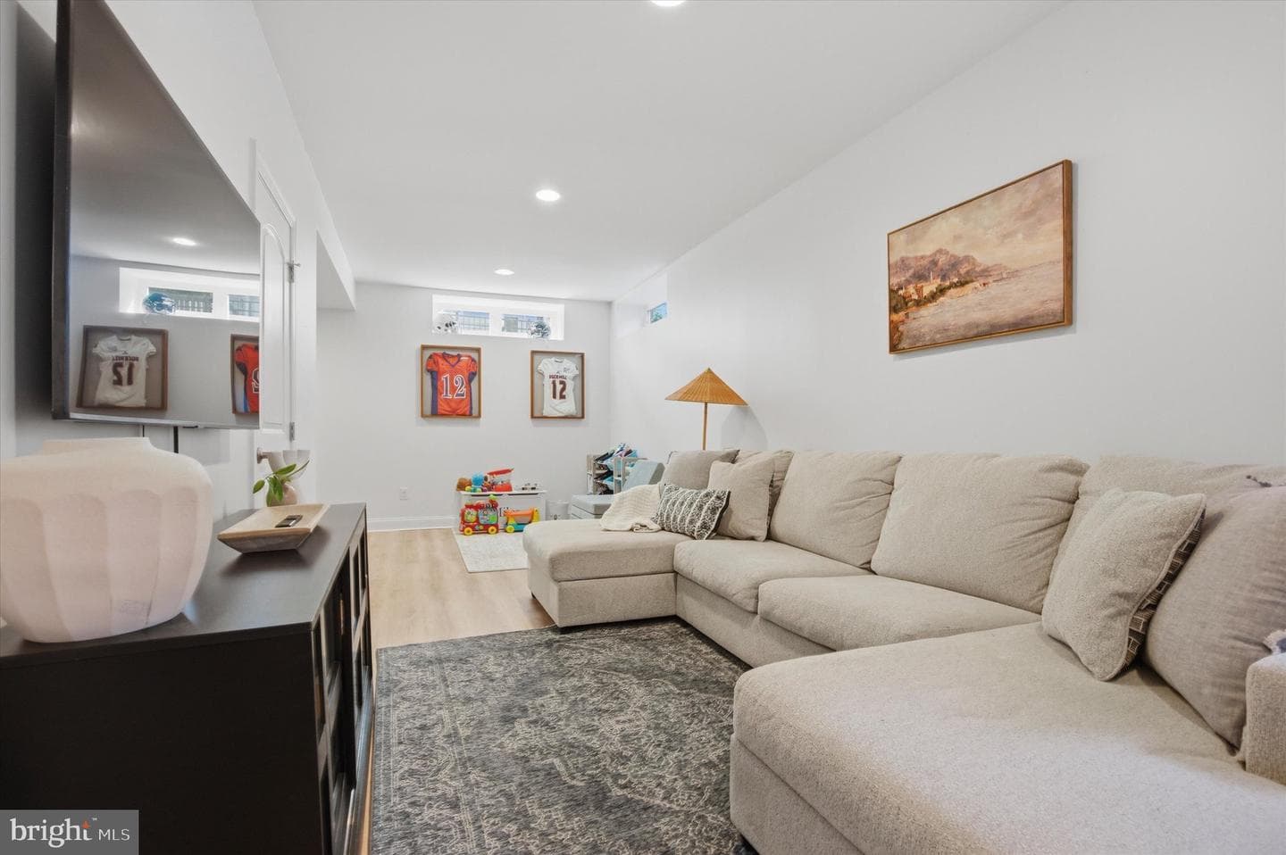 1920 Waid Way photo 23