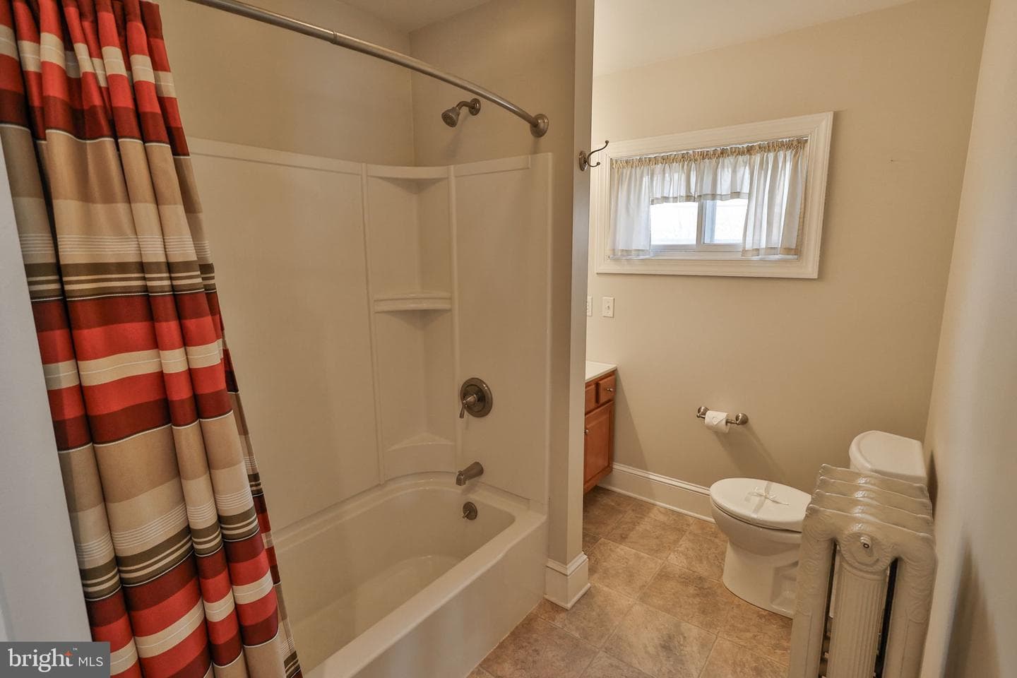 38 N Main Street photo 40