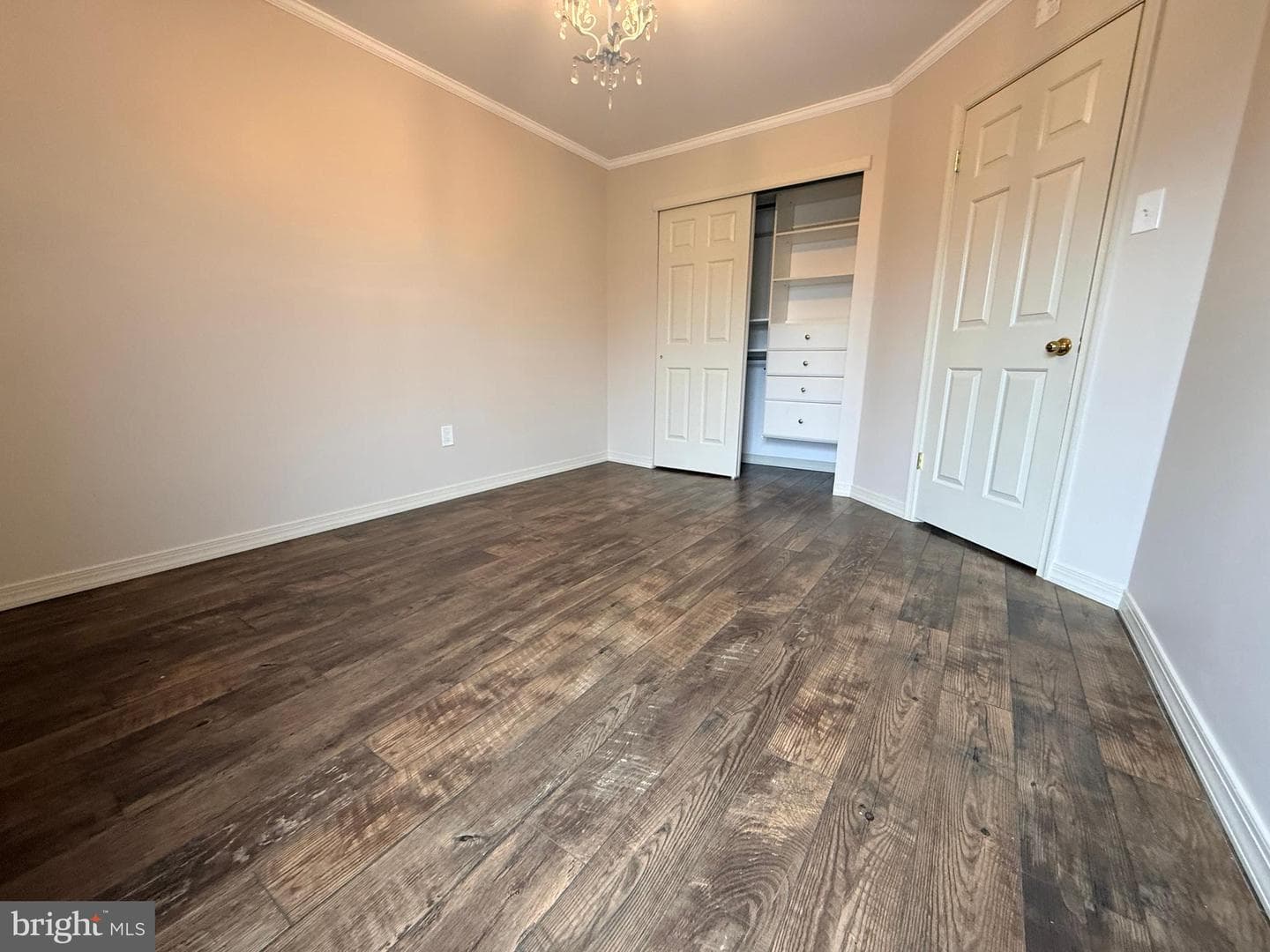 320 Wyndale Drive photo 34
