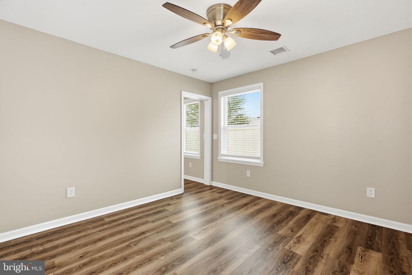 68 Tapered Oak Lane photo 33