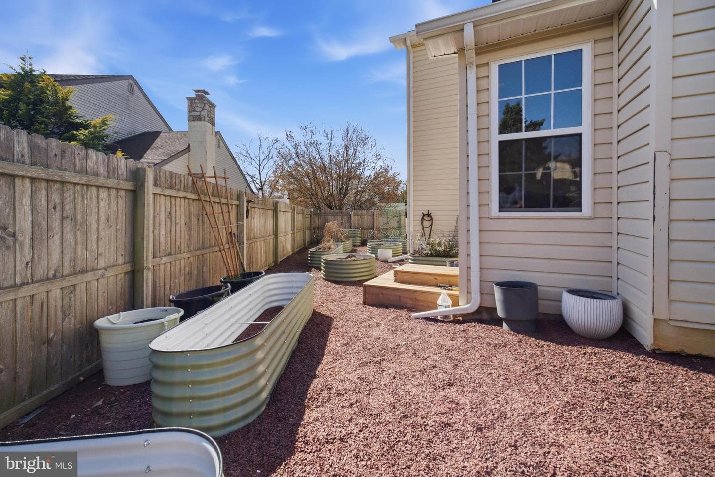 2233 Apple Way photo 28
