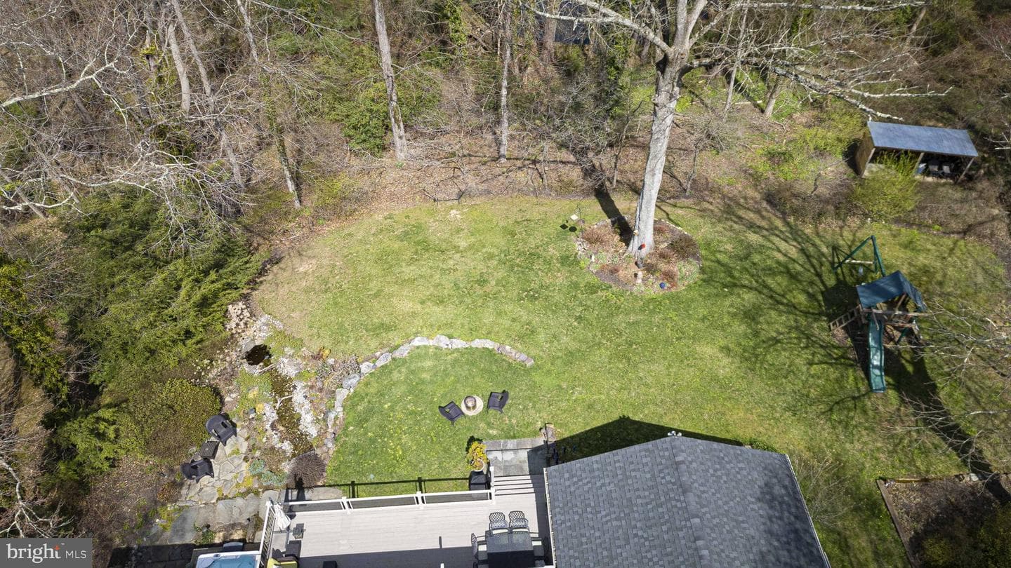 92 Oak Drive photo 60